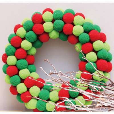 12 Inch Holiday Decoration Wool Felt Ball Pom Pom Christmas Wreath